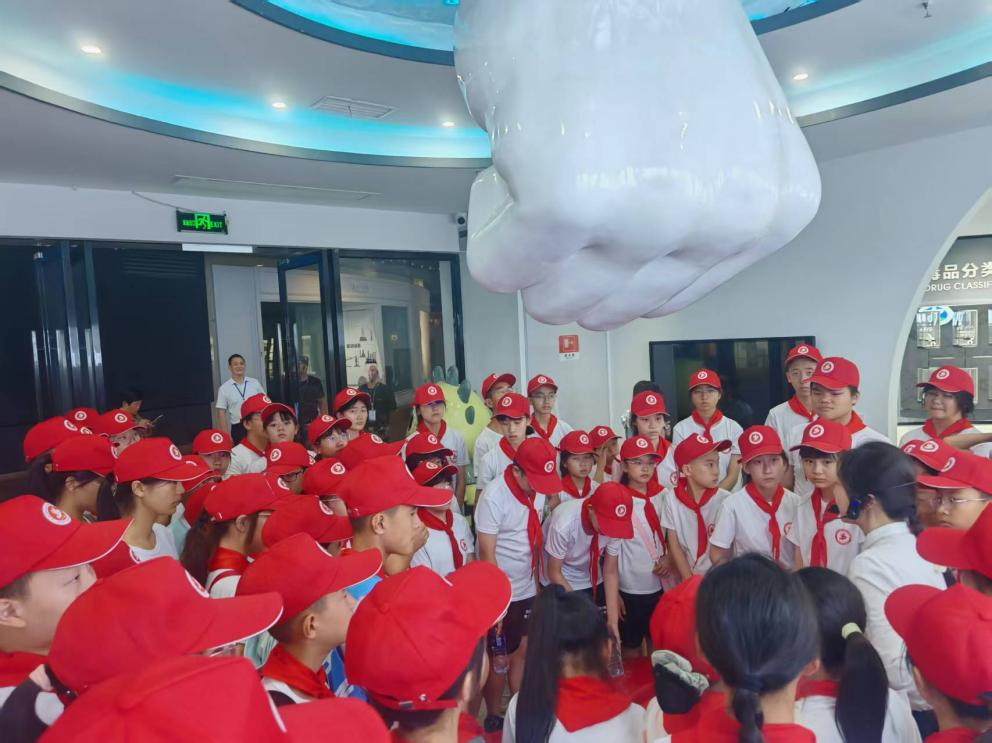 自贡高新区2025年青少年夏令营活动圆满结束